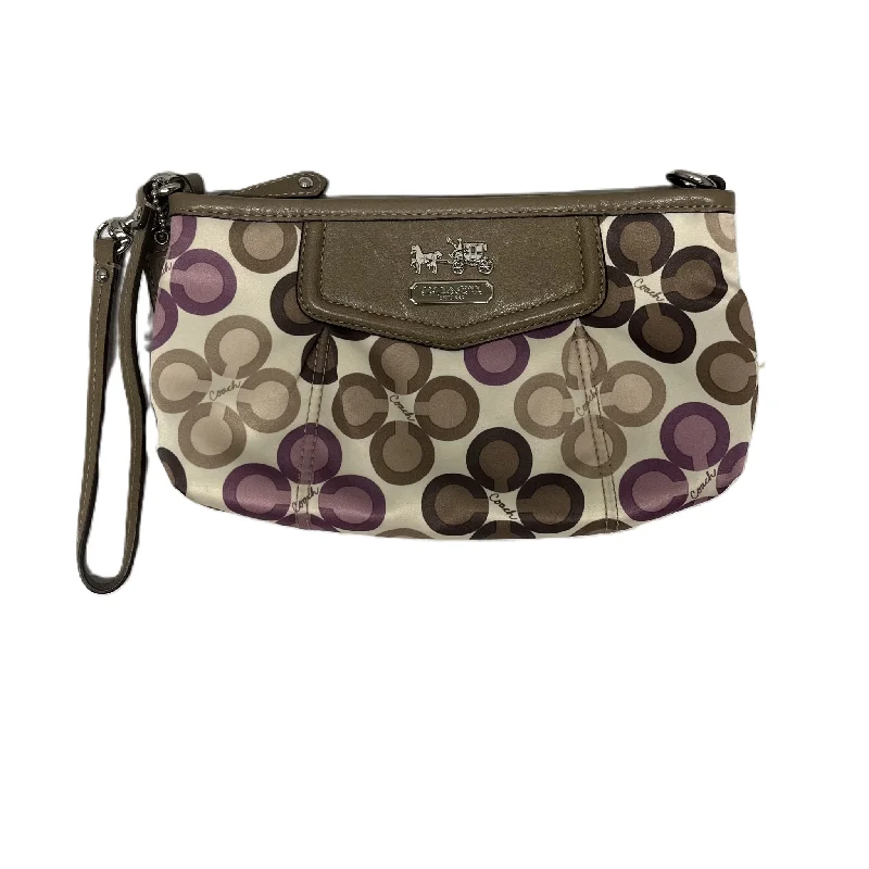 Coach Borough bags with a structured silhouette and a magnetic - snap closureWristlet Designer By Coach, Size: Medium