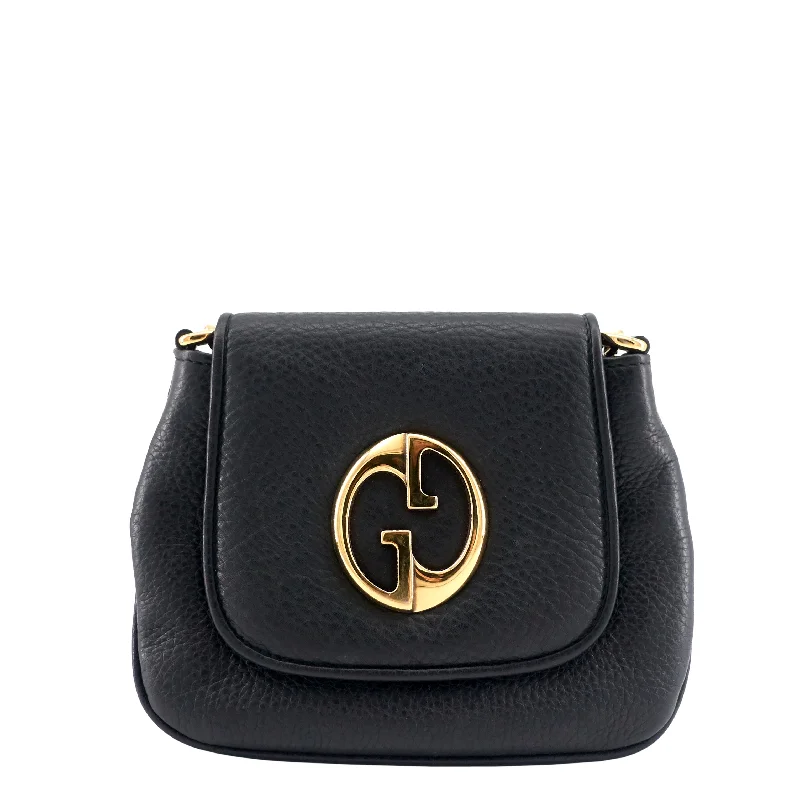 Small - sized Women Gucci shoulder bags for evening outings1973 Chain Small Leather Bag