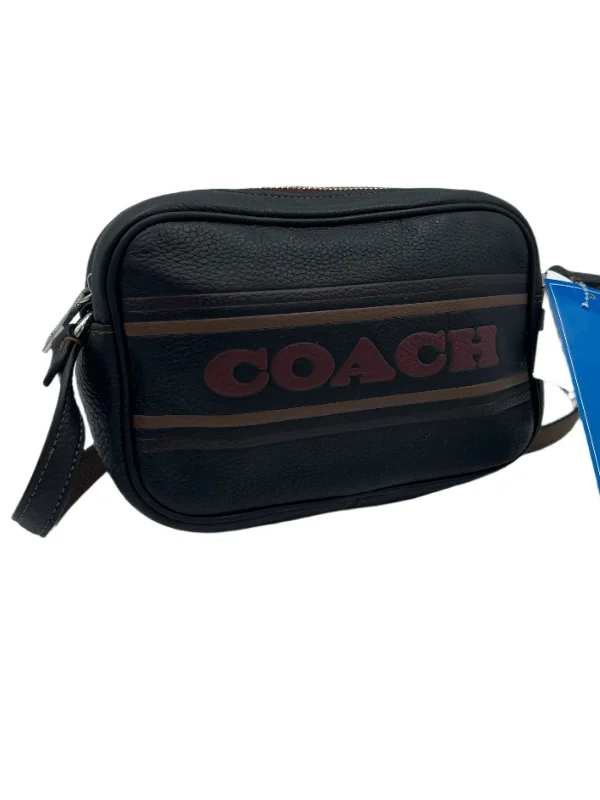 Coach Dempsey bags with a large capacity and a drawstring closureCoach Jamie Mini Stripe Leather Designer Camera Bag