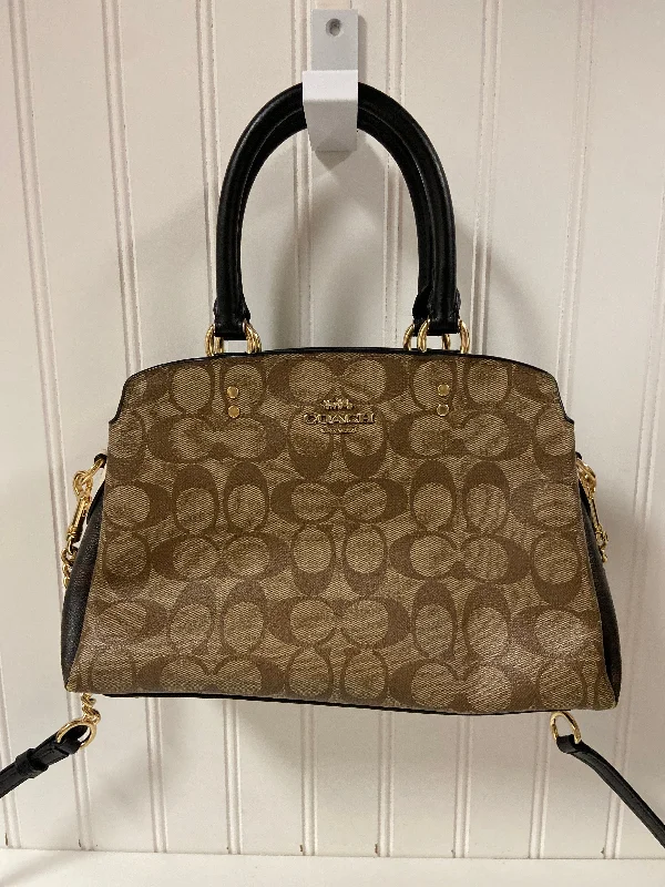 Coach bags with a front - zip pocket for small items like keys and cardsHandbag Designer By Coach, Size: Medium