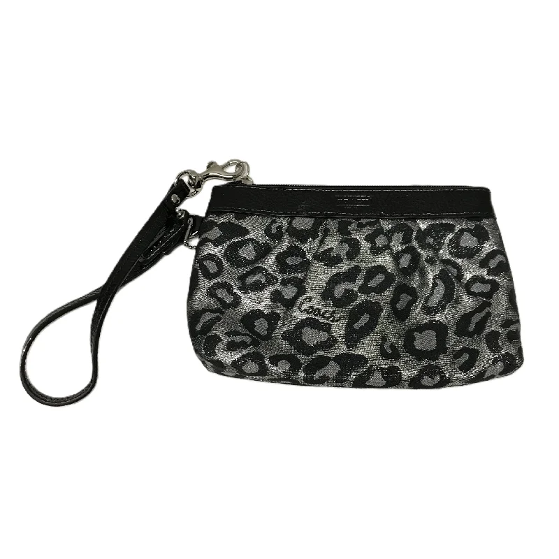 Coach Borough bags with a contrast - stitched handle for a unique lookWristlet Designer By Coach, Size: Small