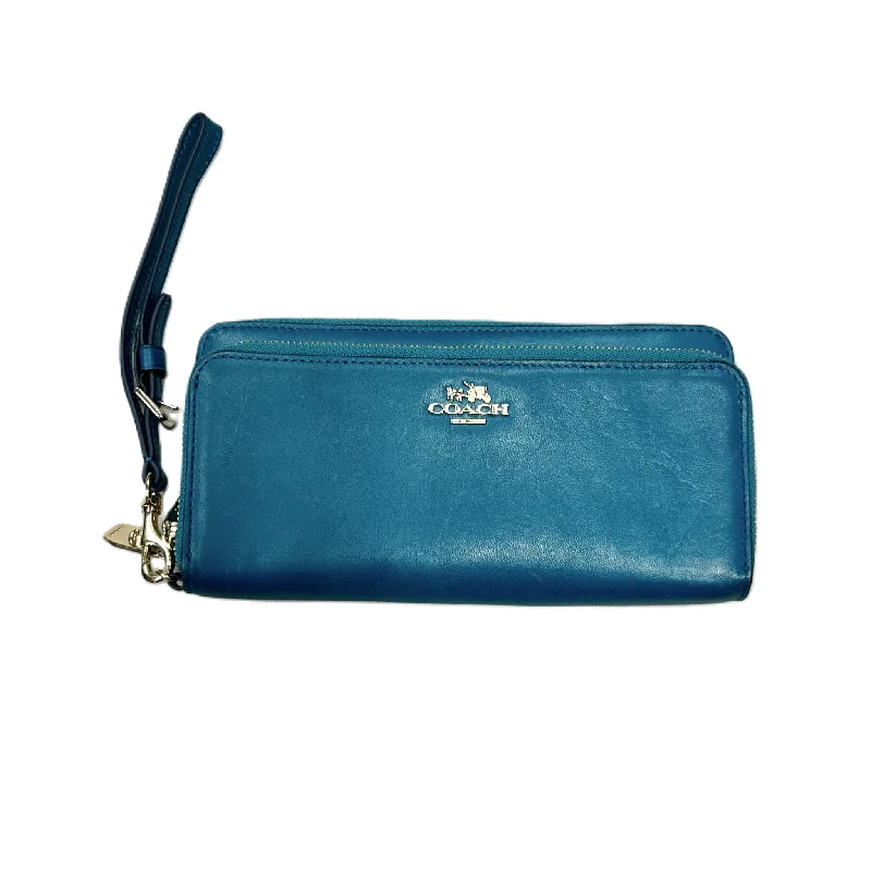 Ladies Coach Tabby bags with a detachable shoulder strapWallet Designer By Coach, Size: Large