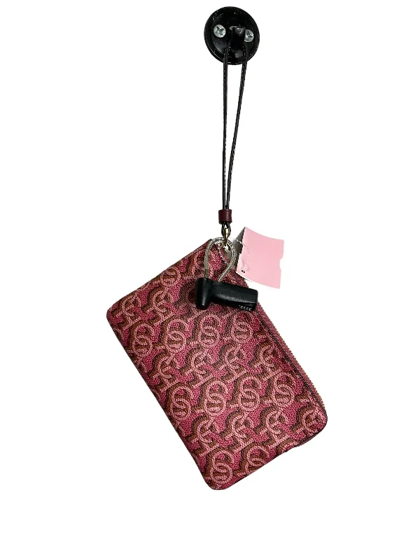 Coach bags with a patent - leather finish for a shiny and sophisticated appearanceWristlet Designer By Coach, Size: Medium