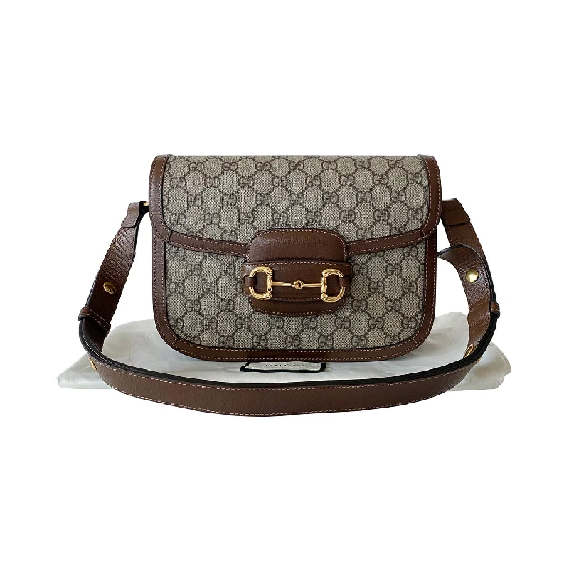 Women Gucci bags with a front - flap pocket for quick - access itemsGucci GG Horsebit 1955 Shoulder Bag