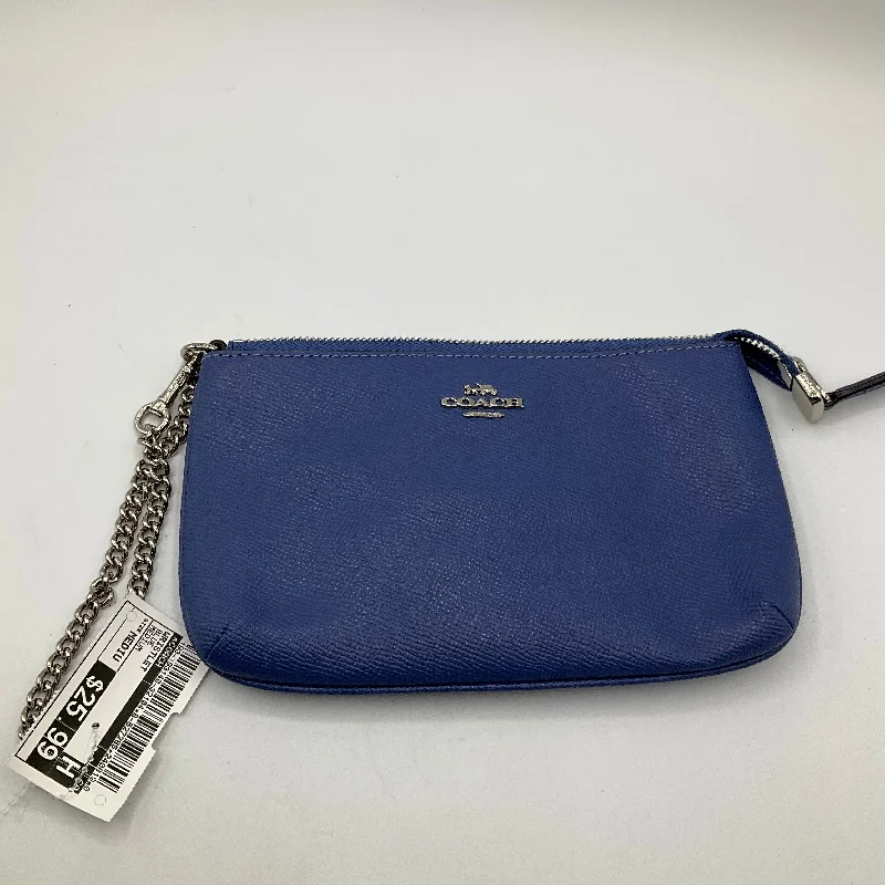 Coach Borough bags with a removable interior organizerWristlet By Coach, Size: Medium