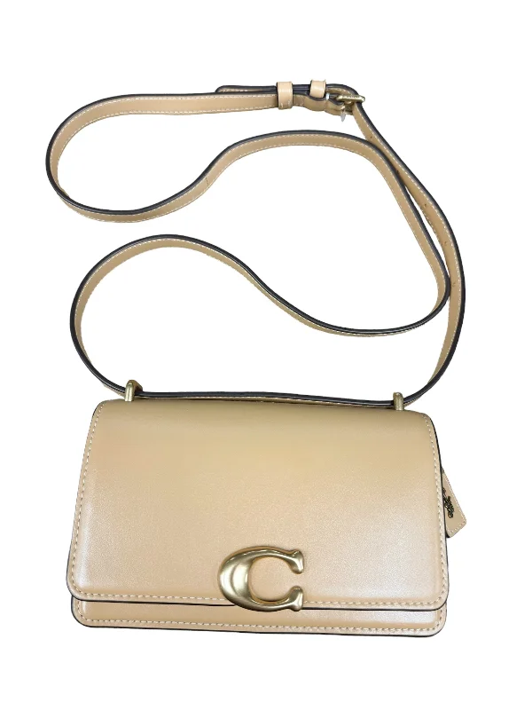 Small - sized Coach crossbody bags in smooth pebble leather for a compact carryCrossbody Designer By Coach, Size: Small