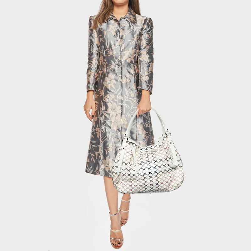 Statement - Making Oversized Burberry BagsBURBERRY Beige House Check Canvas and Patent Leather Tote