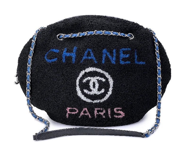 Chanel Lightweight Handbag for Daily ErrandsRare Chanel Large Deauville Shearling Camera Tote Bag SHW