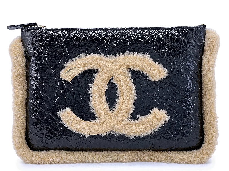 Chanel Lightweight Handbag for Daily ErrandsRare Chanel 2019 Shearling Mania Crumpled Calfskin O Case Clutch Bag