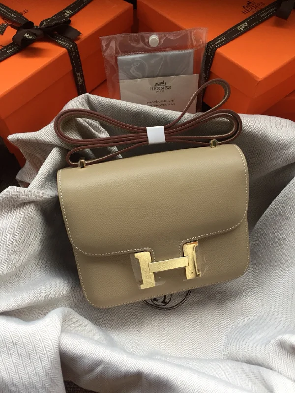 Hermes Victoria Bags with Signature Turnlock ClosuresWhimsy Finds - Luxury New Arrival Bag - Hermes - 146