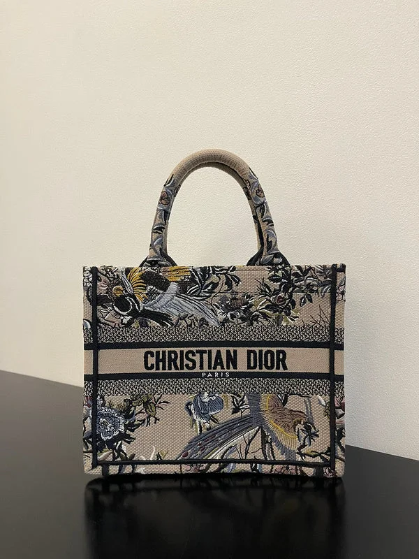 Christian Dior handbags with a detachable mirror for on - the - go touch - upsChristian Dior  Bags - 4309