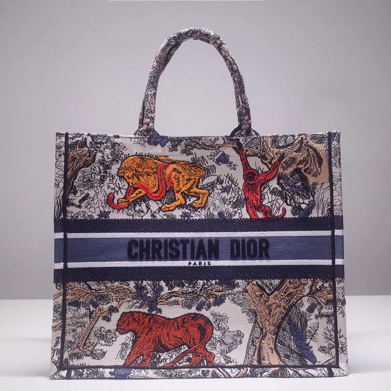 Christian Dior bags with a quilted pattern and gold - toned hardwareChristian Dior  Bags - 4335