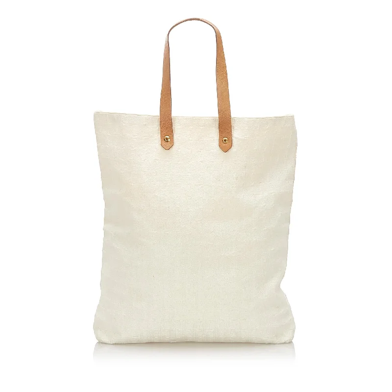 Light - Colored Hermes Bags for Spring and Summer AppealHermes Ahmedabad Tote (SHG-18745)