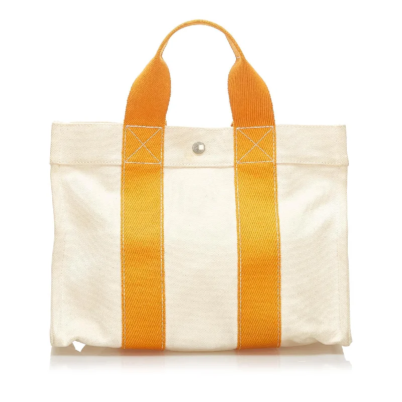 Elegant Hermes Clutch - Style Bags for Formal GalasHermes Bora Bora PM Tote (SHG-18197)