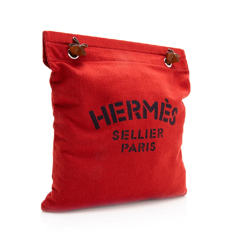 Hermes Constance Bags in Limited - Edition ColorwaysHermes Canvas Maline Bag (SHF-20333)