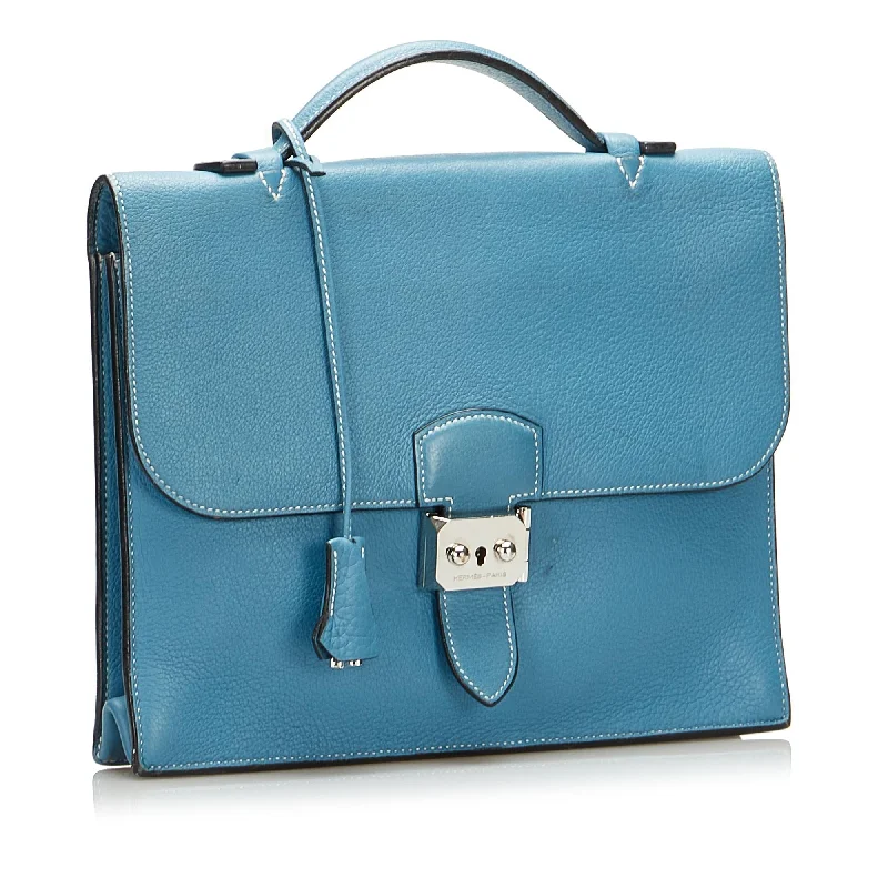 Soft - Handled Hermes So Kelly Bags for a Feminine TouchHermes Clemence Sac a Depeches 27 (SHG-YGXbv0)