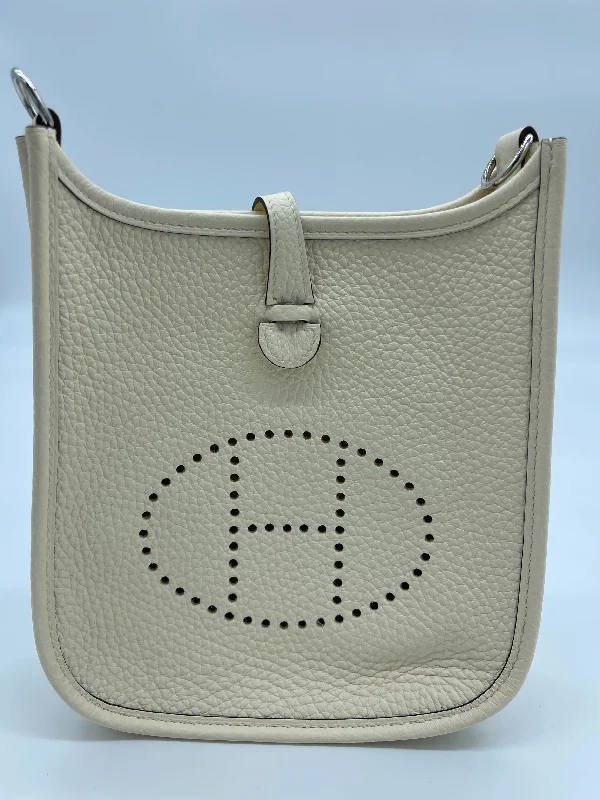 Embroidered Hermes Bags with Floral and Animal MotifsHermes Evelyne 16 Amazone Taurillon Clemence Bag