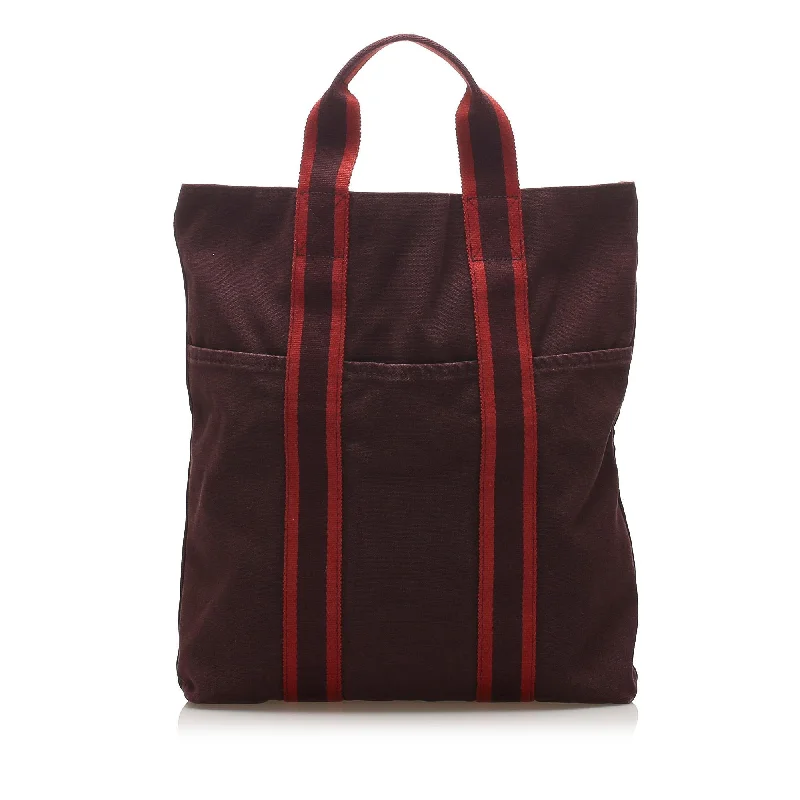 Durable Hermes Canvas - Trimmed Bags for Outdoor UseHermes Fourre Tout Cabas Tote (SHG-11567)