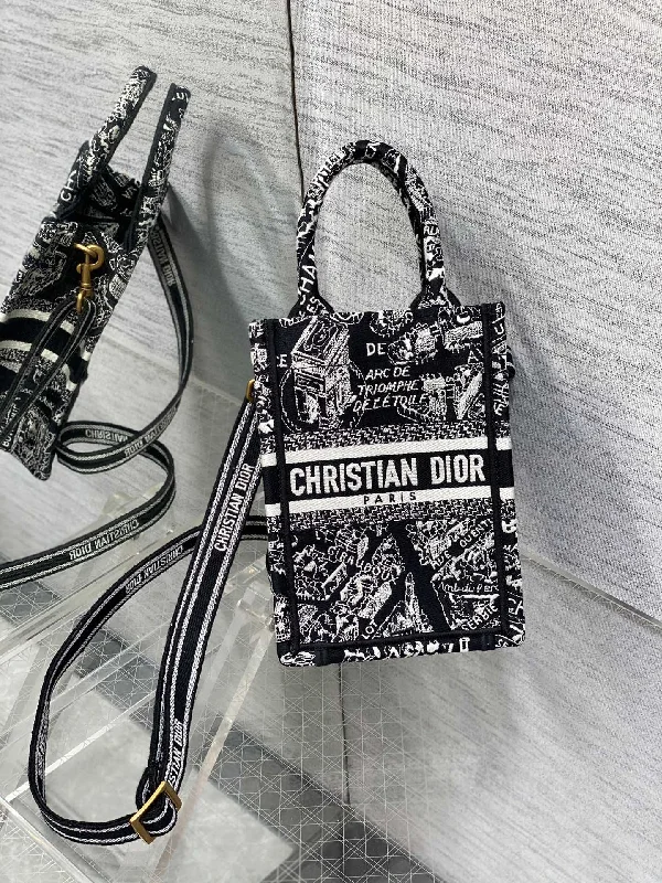 Fashion - forward Christian Dior tote bags for the modern womanWF - Dior Bag - 165