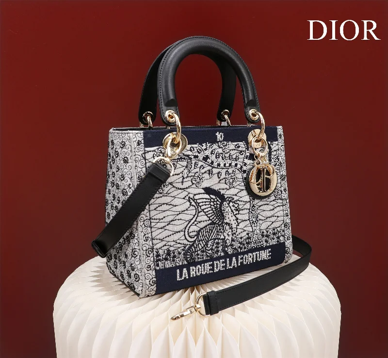 Christian Dior Saddle bags with a patent leather finish for a shiny lookWF - Dior Bag - 181