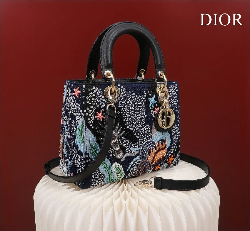 Trendsetting Christian Dior crossbody bags with a colorful strapWF - Dior Bag - 184